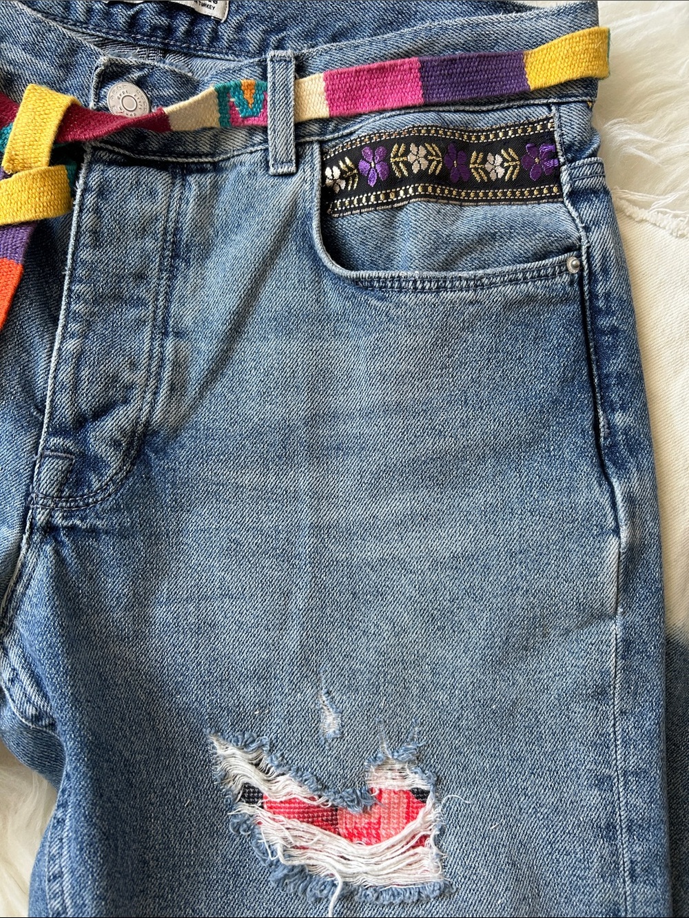 ZARA • Boho Embellished Bleached Cuff Distressed Jeans w. Bead & Floral Detail - Picture 7 of 16